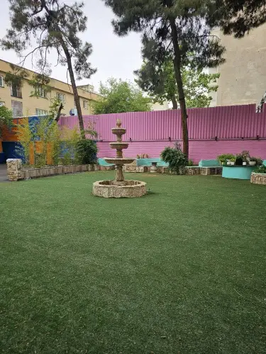 مجتمع آموزشی پیشگامان